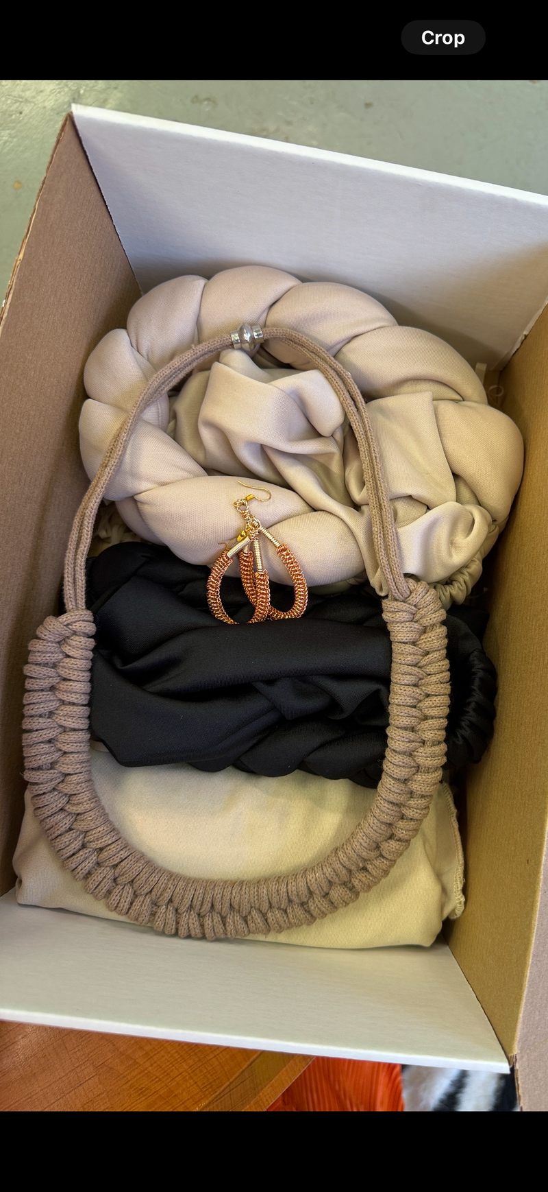 Tol’thema’s Gift Box