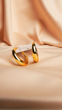 The Crescent Earring - Tol'thema